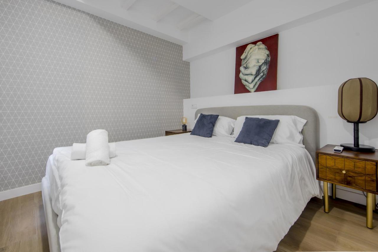 Nuevo Piso Para 7 En El Corazon Del Rastro/Madrid Esterno foto