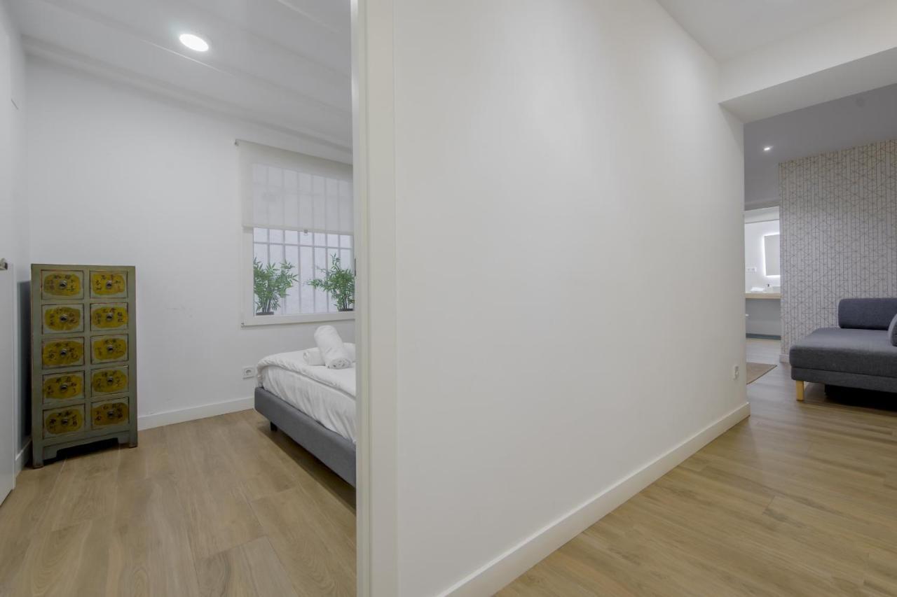 Nuevo Piso Para 7 En El Corazon Del Rastro/Madrid Esterno foto